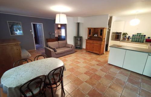 T2 indépendant terrasse et piscine au calme Var sud de la France - Foto 13