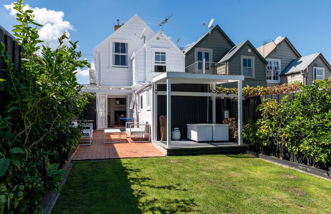Timeless Heritage Grey Lynn 2BR Beauty - Foto 1