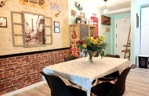 80s Loft ViNTAGE 15' Málaga Airport Free Guest Parking - Foto 11