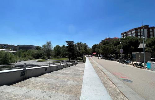 Studio next to Parque del Oeste - Photo 29