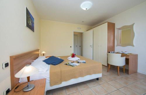 Palazzo Apartments - Porto Letizia - Photo 82