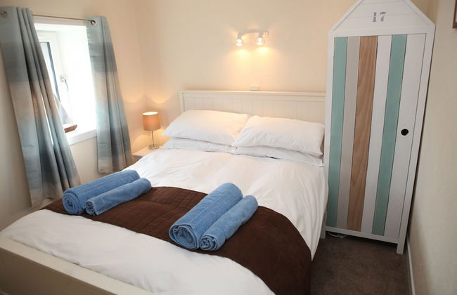 Harbour Cottage - Photo 8