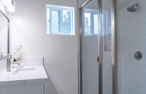 Newly built vacation home with large backyard - Foto 27