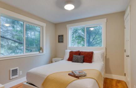 Cozy Cannon Beach Home Near Haystack Rock Downtown Steps from the Sea by AvantStay - Foto 36