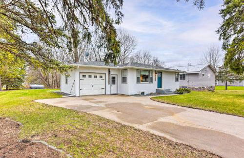 Walk to Lake Pepin Charming Retreat with Deck - Foto 24