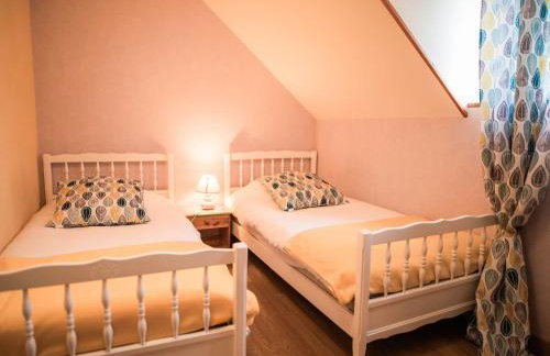 Gîte de charme rénové avec cheminée, terrasse et proche randonnées - Capacité 13 pers. - FR-1-410-179 - Foto 19