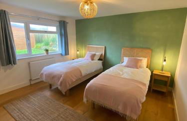 Elisa Villa - tranquil retreat 5 mins from the sea - Foto 42