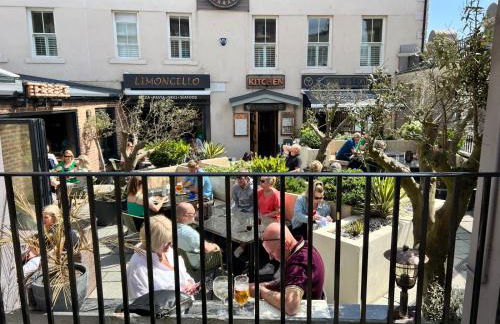 The Balcony Luxury Apartment - Foto 53