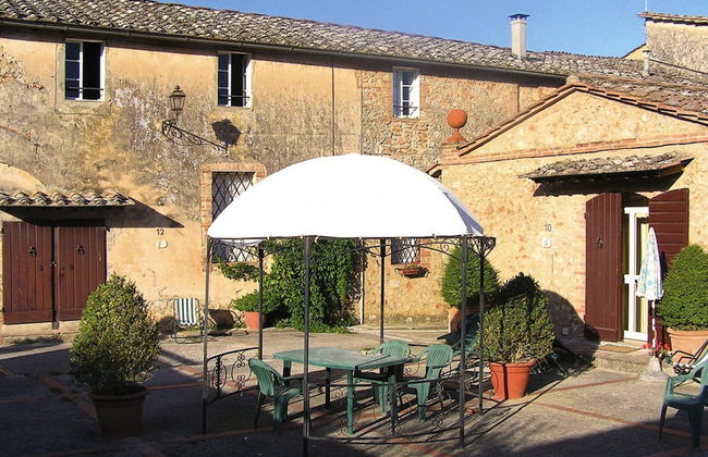 Charming Villa in Tuscany With Pool & Views - Foto 12