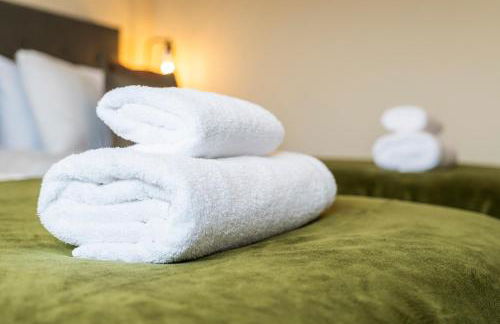 Spacious 3-Bed Home with Driveway Parking - Gloucester - Foto 29