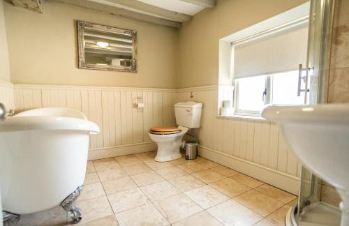 Historical Sherwood Forest Cottages - Sleeps 16 - Foto 17