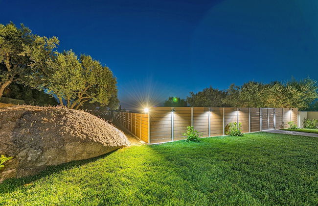 VILLA HILL FAMILIES ONLY - Photo 26