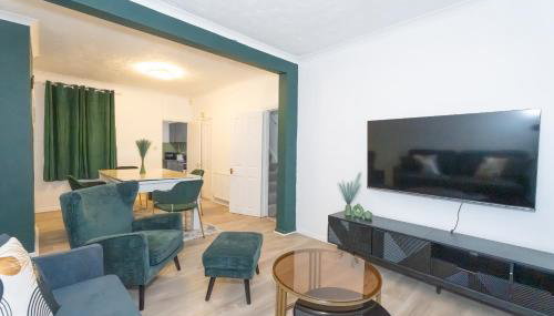 4 bed Emerald by Harlington 13 mins to central - Foto 3