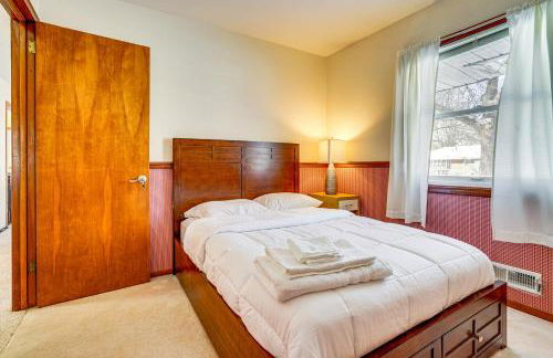 12 Mi to St Paul Pet-Friendly Home with Backyard - Photo 16