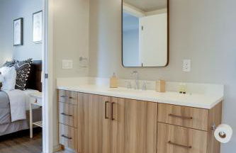 Stylish Condo at Clarendon with Rooftop Views - Foto 31