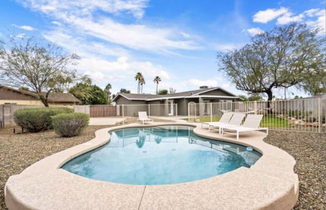 The Scott With Heated Pool by Homeslice Stays - Foto 1