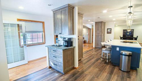 Pool, Hot Tub, Grill, Gym, Game Room, Office House - Foto 5