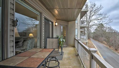 4 Mi to Lake Unit with Pool Access in Fairfield Bay - Foto 3