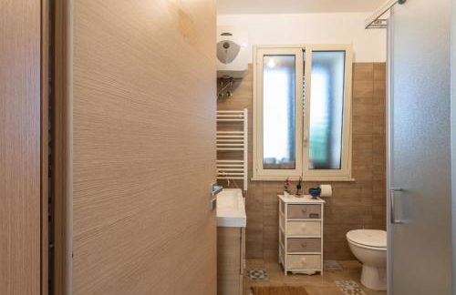 Villa a due passi dal mare "Cicogne Apartment" con BBQ e parcheggio gratuito a due passi dall'Aeroporto - Foto 4