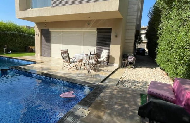 standalone villa New Giza with pool - Foto 29