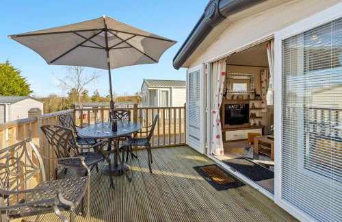 Retreat at the Lake - Fishing Lakes, Heated Outdoor Swimming Pool 500yrds on Sister Park , Pool Open April to September - Foto 11