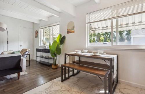 UC Proximity - Cozy City Stay - Free Parking Spot - Photo 20