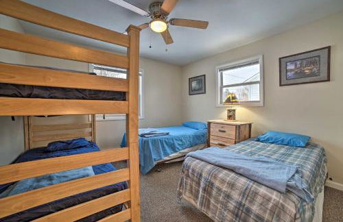 Cozy Houghton Lake Heights Cottage with Private Yard - Photo 15