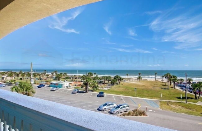 Deluxe Condo at the heart of Main Beach by RedAwning - Foto 26