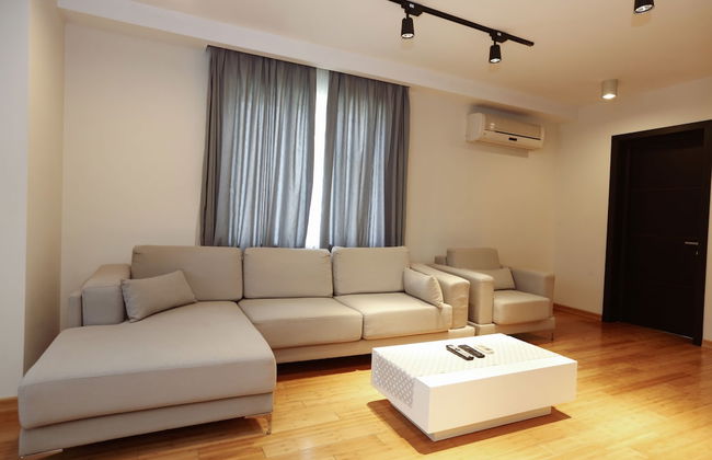 Hosthub 2 Bedroom near Dry Bridge SmartTV - Photo 12