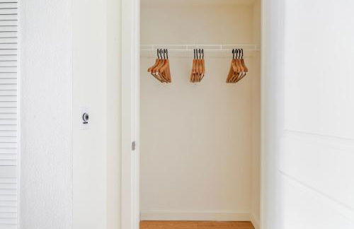 Blueground Bellevue AC gym bbq nr park SEA-827 - Foto 14