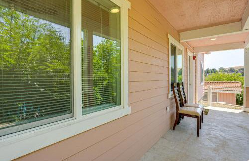 Quaint Concord Home with Covered Porch Near Hiking - Foto 2