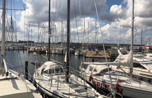 Schwimmendes Ferienhaus Heimathafen - Foto 9