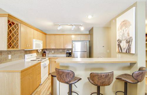 First-Floor Big Sky Condo with Hot Tub! - Foto 8