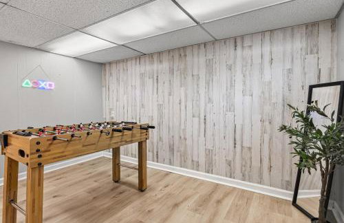 Charming 4BR Retreat in Arlington Sleeps 12 NearDC - Foto 10