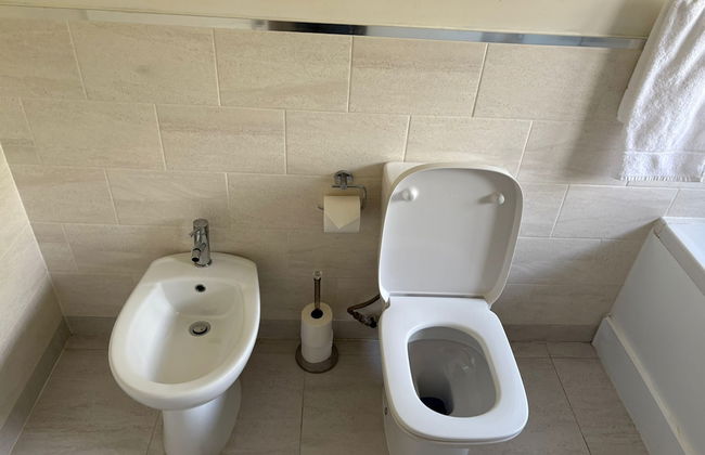 Large 8 Bedroom House in Edgbaston - Photo 16