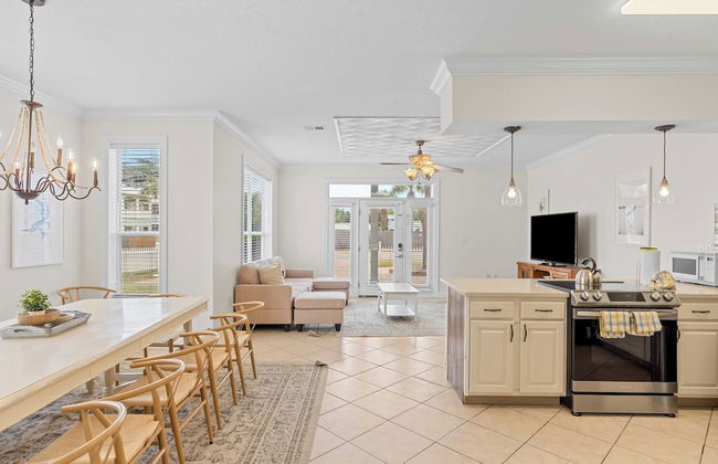 Seacrest by Avantstay 8 BDR Home in Destin w/ Pool! - Foto 21