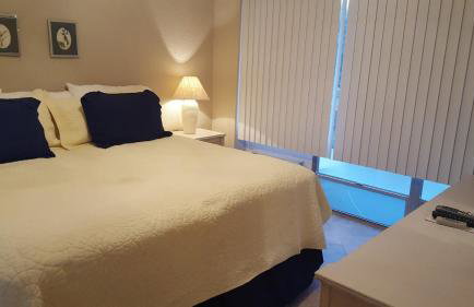 Sunrise Ocean Suites - Photo 18