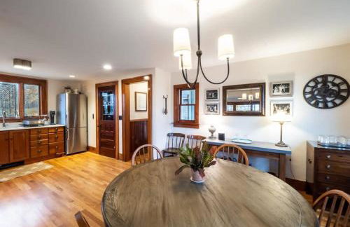 Berkshire Vacation Rentals: Centrally Located Historical Home - Foto 10