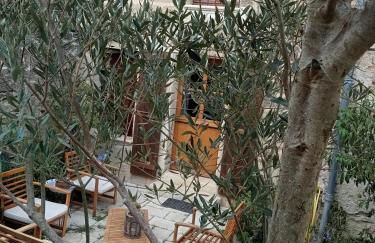 la tour du fauconnier - Photo 2