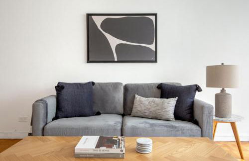 UES 1br w elevator doorman nr Central Park NYC-1186 - Foto 2