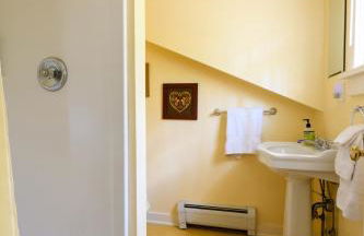 Elegant 7BR Estate with Pool & Hot Tub in Berkshires - Foto 17