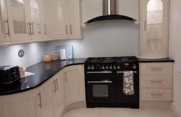 Riverside Retreat - Photo 37