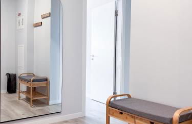 New 3 Bedroom Luxury Family Apartment - Airco, King Size Beds, Fully equipped kitchen, Balcony, Washingmachine, 2 bathrooms, Free parking, Fast Internet, 142m2 - Foto 5