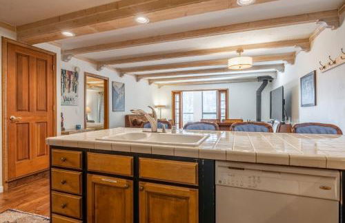 Walk to Lift Updated 2 Bedroom 2 and a Half Bathrooms 1849 Condos 209 Steps to Canyon Lodge Sleeps 6 - Foto 20