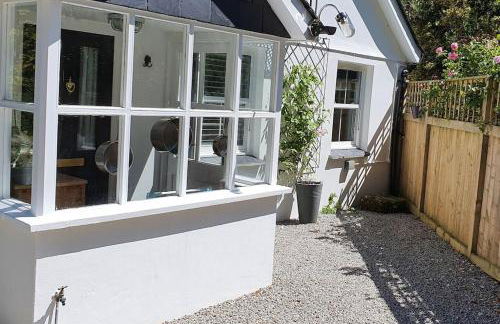 Bijou Coastal Apartment in Polperro With Hot Tub, Onsite Parking 5 min Downhill Walk To Village - Foto 28