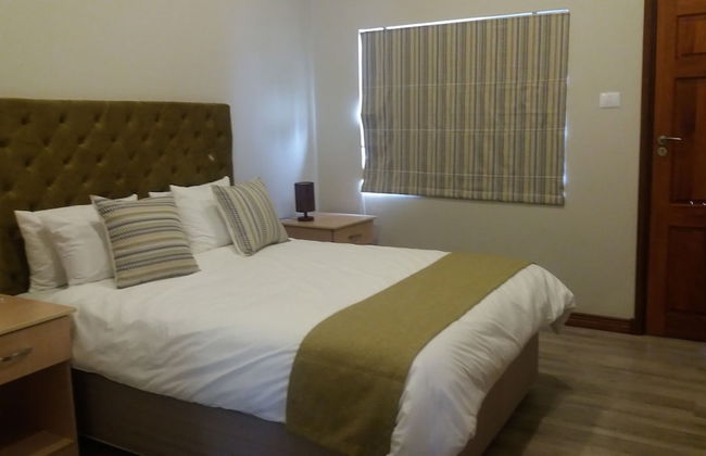 Staybridge Self Catering Apartments - Foto 3