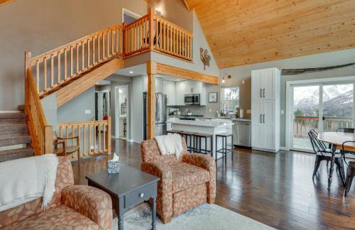 Stunning Alaskan Getaway with River and Mtn Views - Foto 7