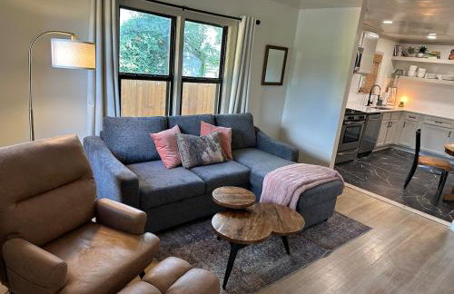 Campus Cottage Kng Bed! Walk To Uco And Downtown - Foto 5