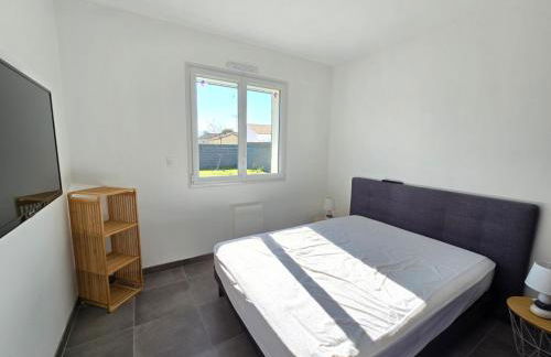 Maison calme 4 pers. à 3km de la mer avec jardin, clim, TV, vélos, BBQ et hamac - FR-1-777-20 - Foto 6