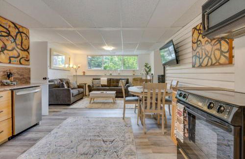 Cozy Kenmore Vacation Rental with Shared Hot Tub! - Foto 6